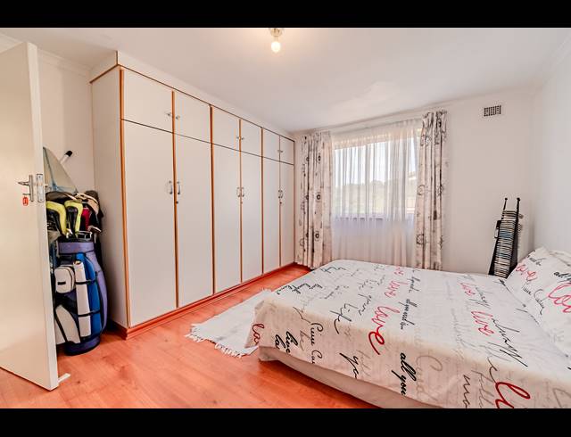 4 BEDROOM HOUSE FOR SALE IN GREENWOOD PARK